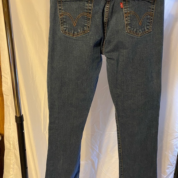 EUC Levi’s denim jeans. Size 10M. - Picture 2 of 6